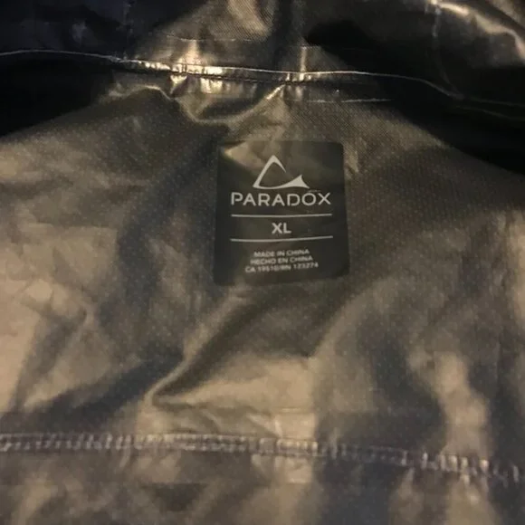 Paradox lightweight rain jacket with hood. Navy with allover pattern.  Size XL - Picture 7 of 11